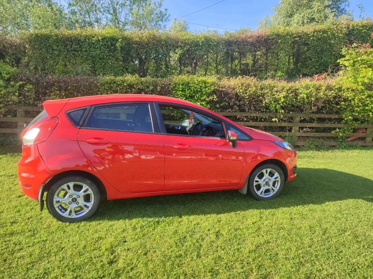 Ford fiesta 2015+2017 - Image 2