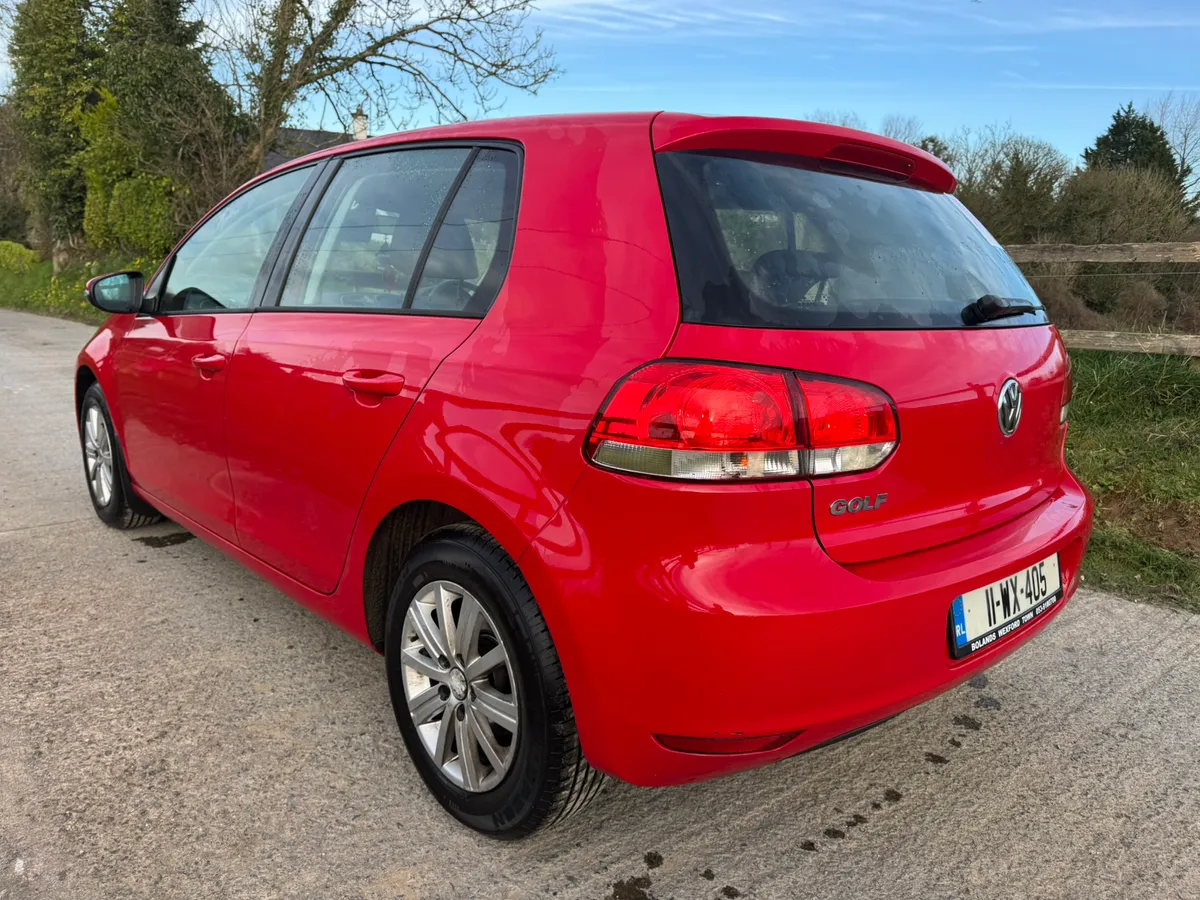 Volkswagen Golf,1.2TSI,starting and driving well - Image 2