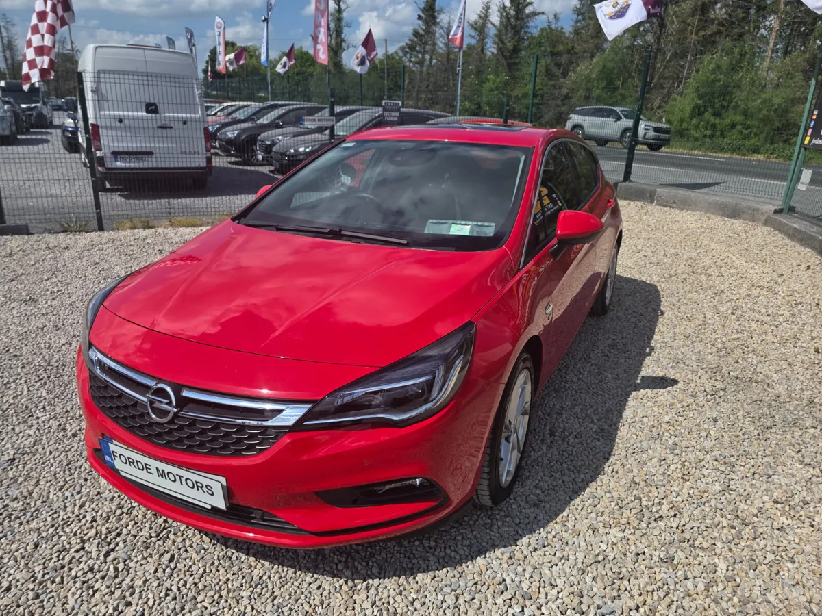 Opel Astra 2017 - Image 2