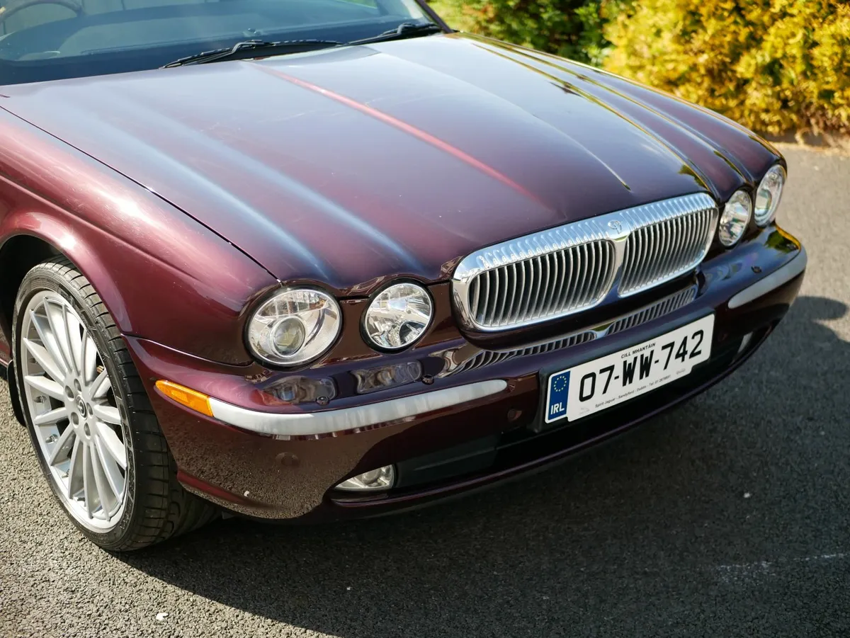 Daimler Other 2007 - Image 2