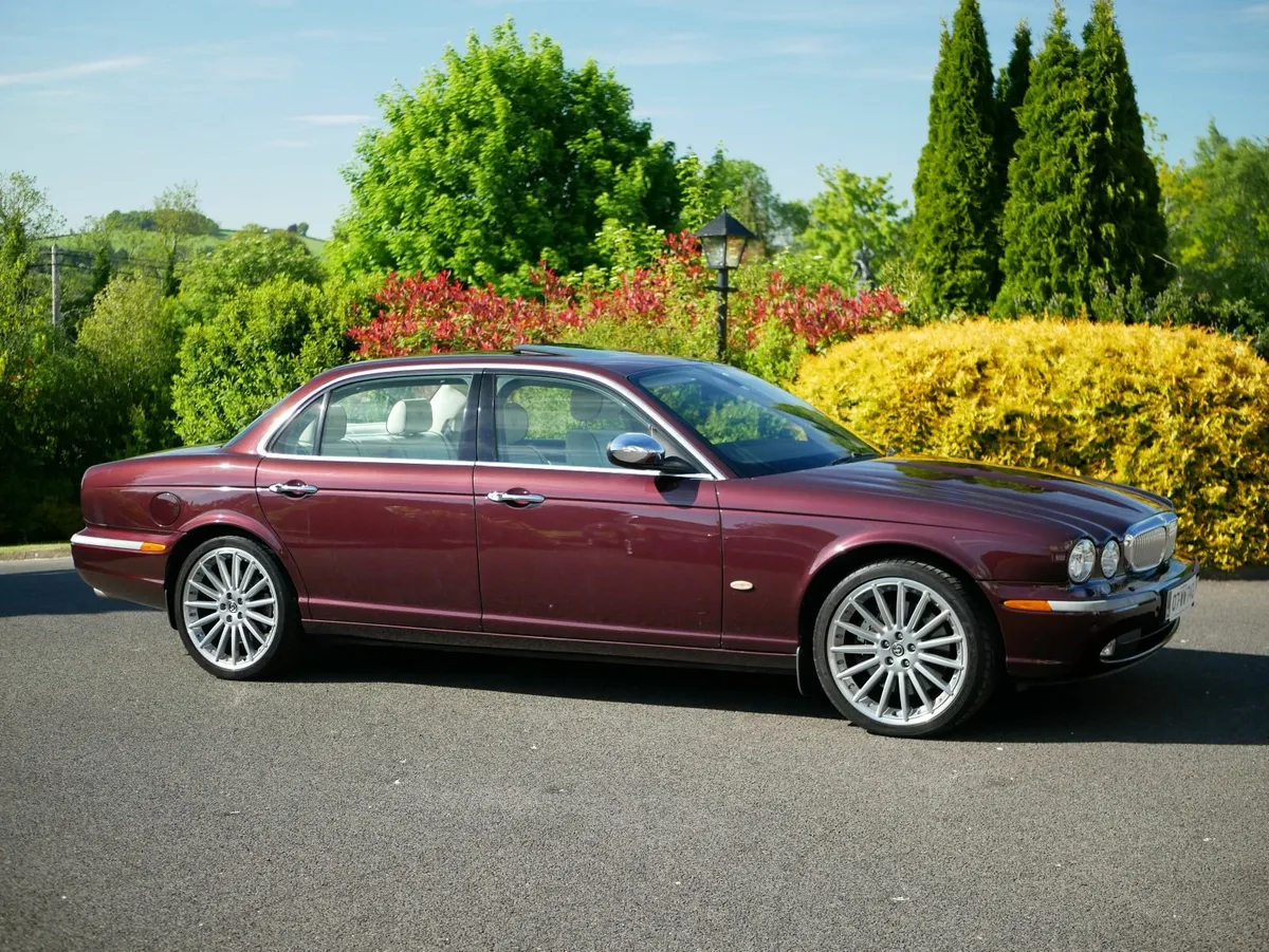 Daimler Other 2007 - Image 1