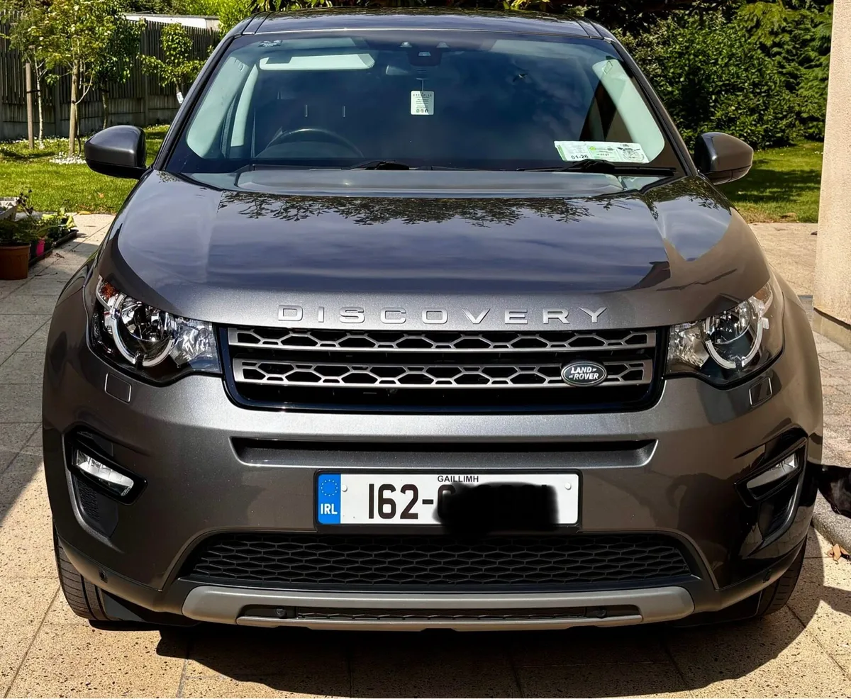 Land Rover Discovery Sport - Image 1