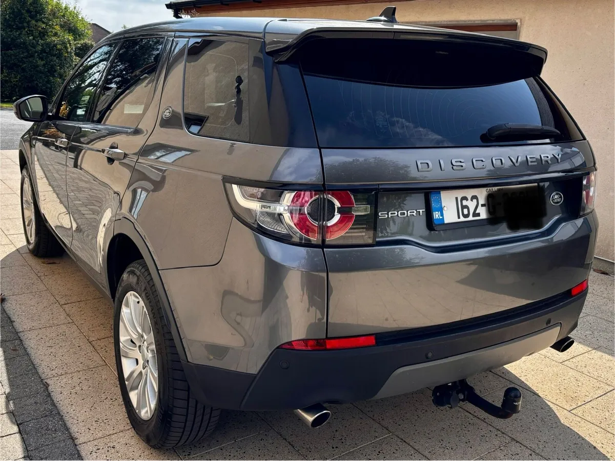 Land Rover Discovery Sport - Image 3