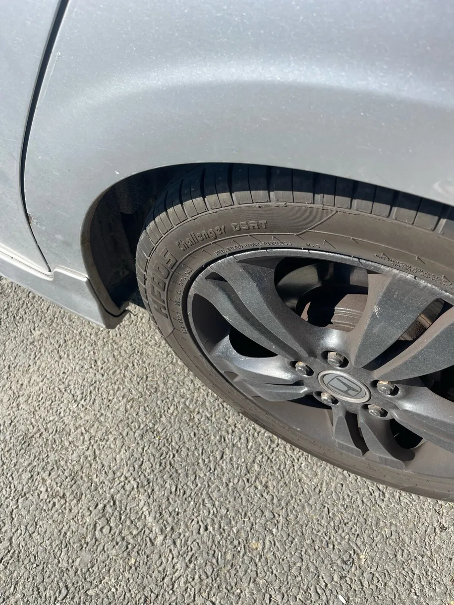 Honda stream RSZ - Image 4