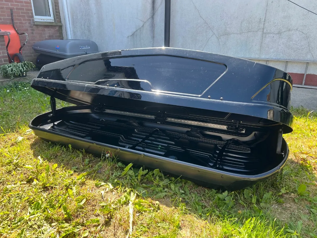 Halfords Advanced 580L Roof Box - Black - Image 1