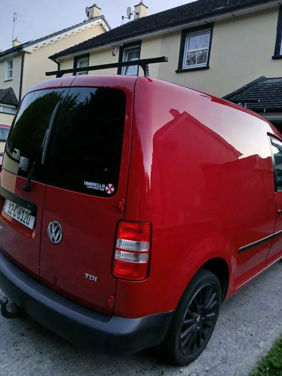VW Caddy - Image 4