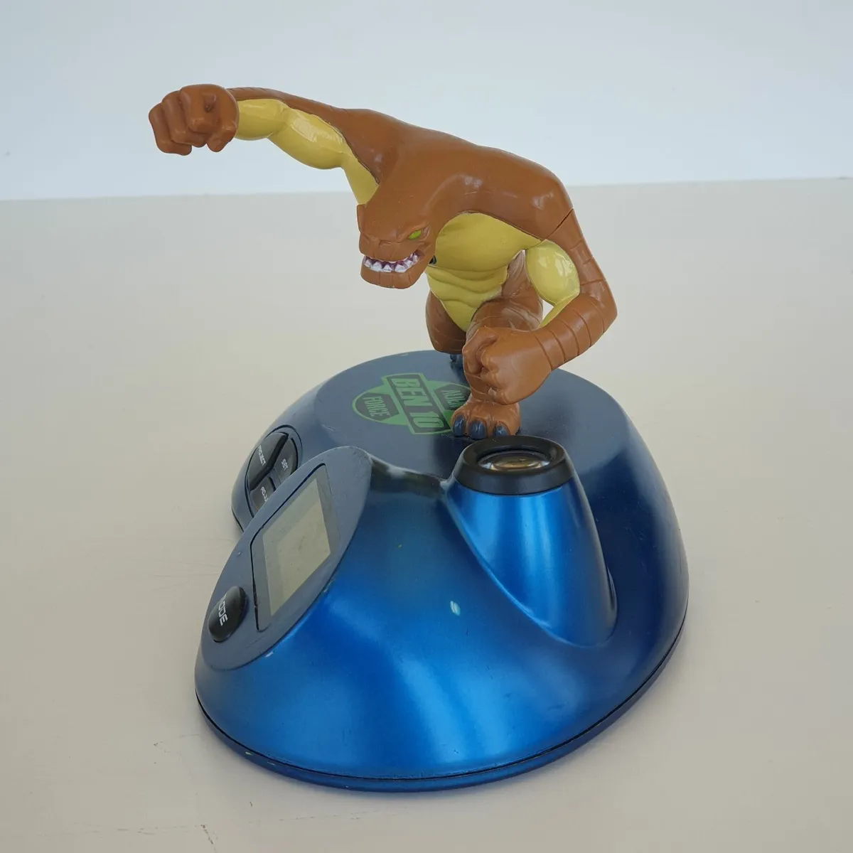 Ben 10 Alien force alarm clock working - Image 2