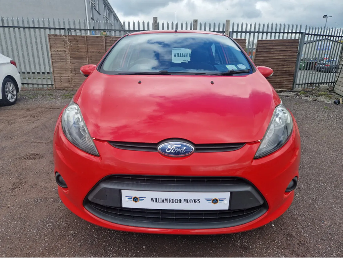Ford Fiesta STYLE 1.25 82PS 5DR - Image 3