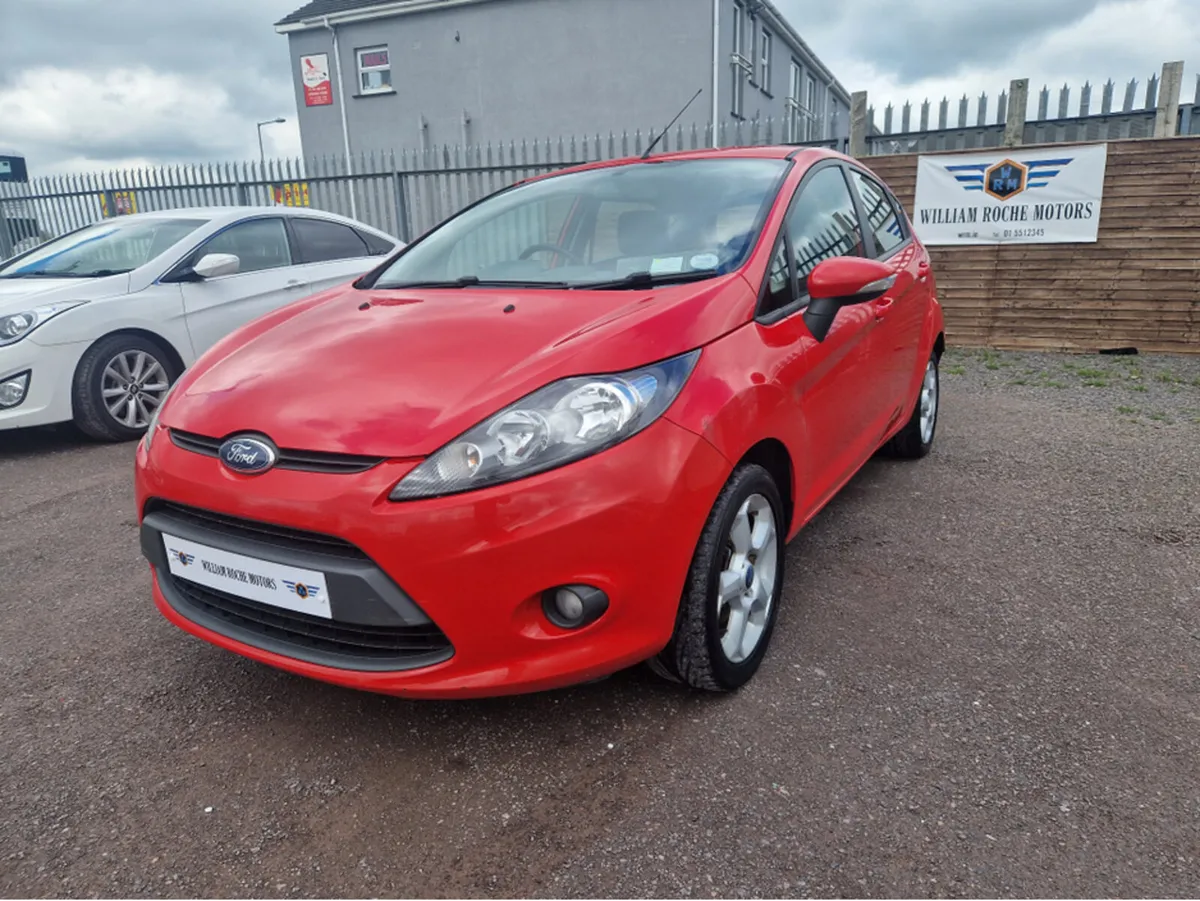 Ford Fiesta STYLE 1.25 82PS 5DR - Image 4