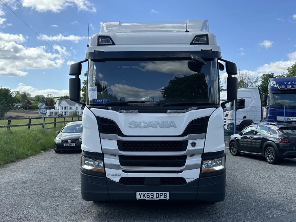 2019 (69) SCANIA P320 6X2 REARLIFT 26 TON BEAVERTA - Image 2