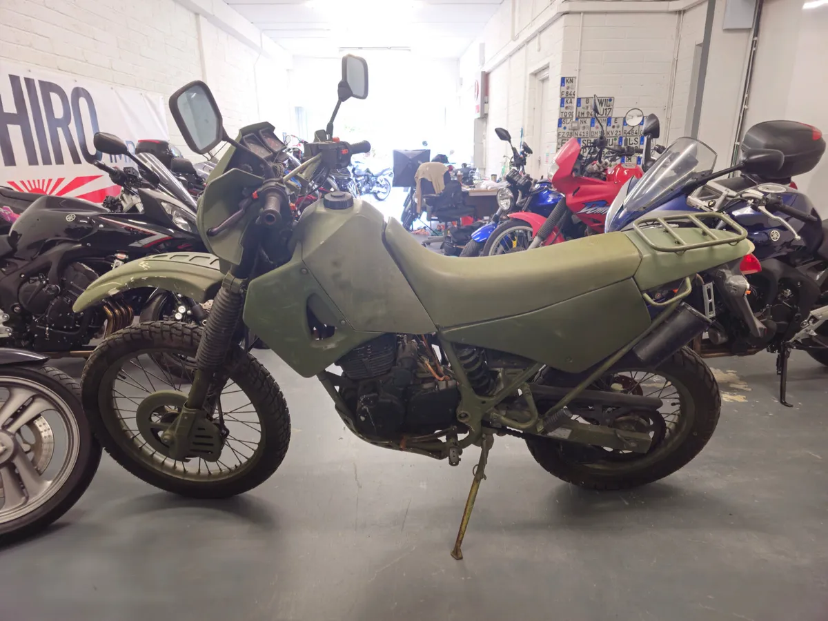 1992 Cagiva W12 - Image 1