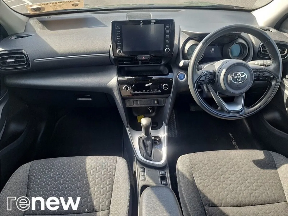 Toyota Yaris Cross 1.5 Hybrid CVT Luna - Image 2