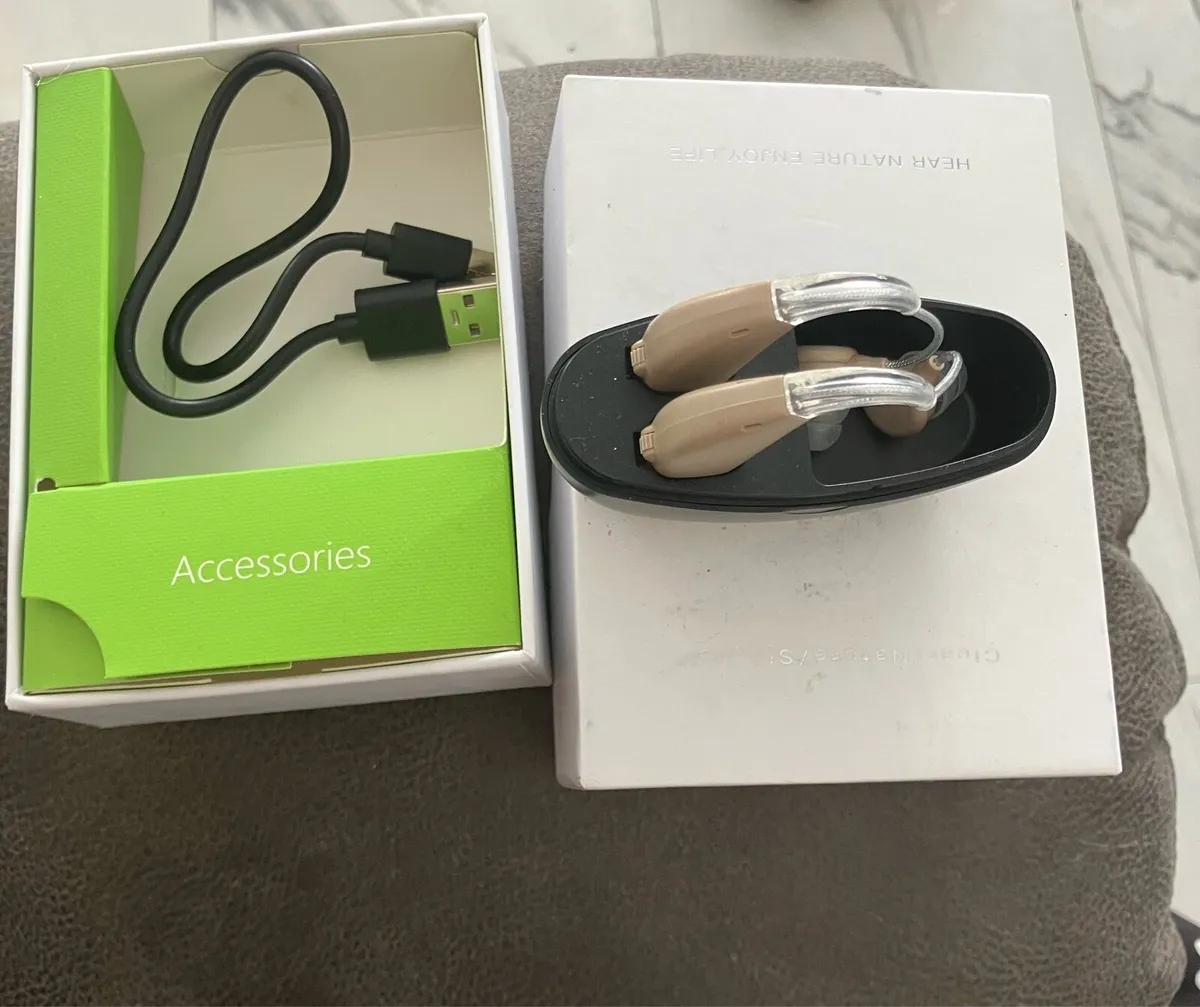 Hearing aids - Image 1