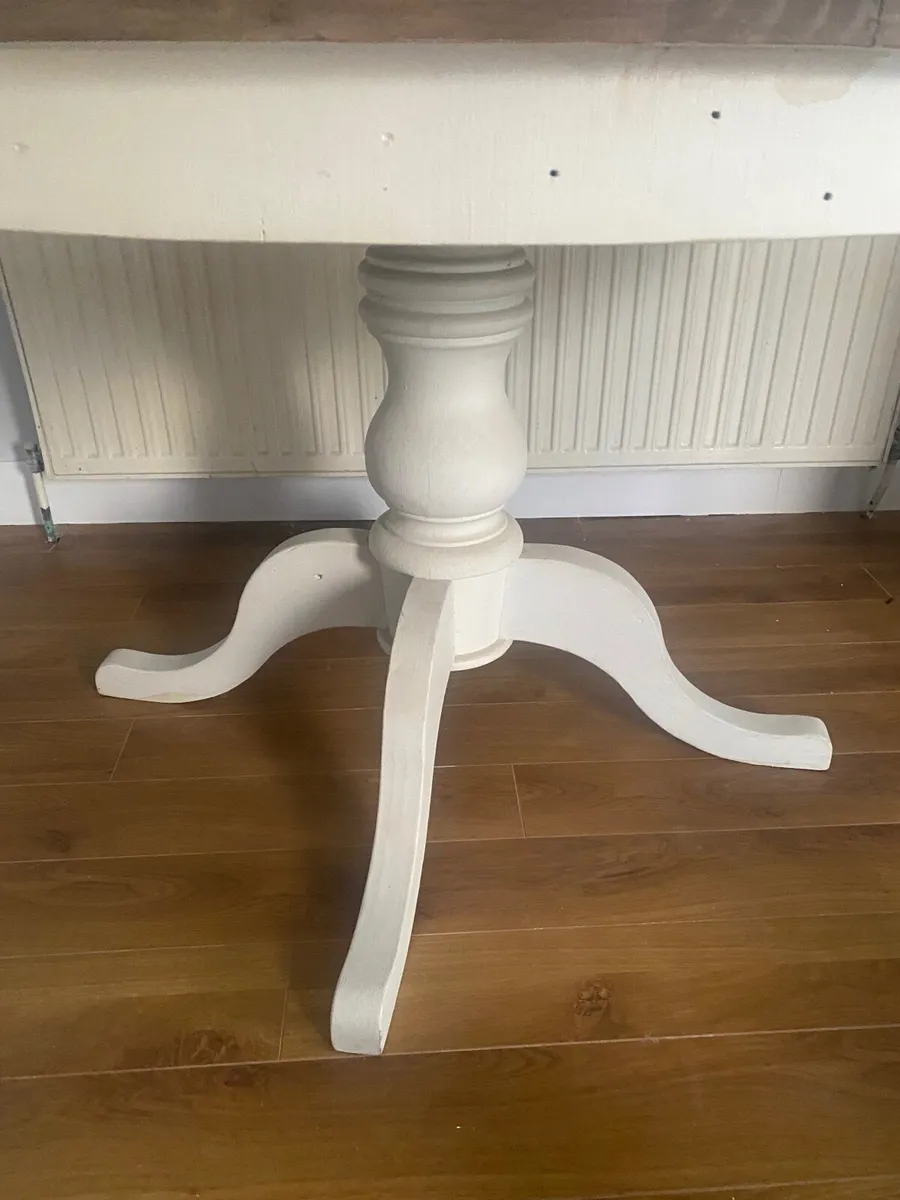 Dining table and chairs - Image 2