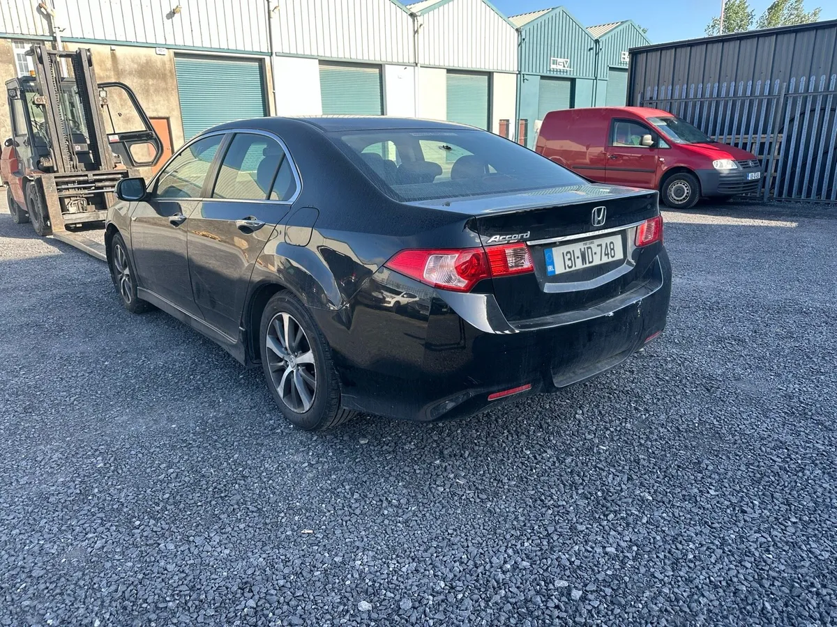 2013 Honda Accord 2.2d auto - Image 3