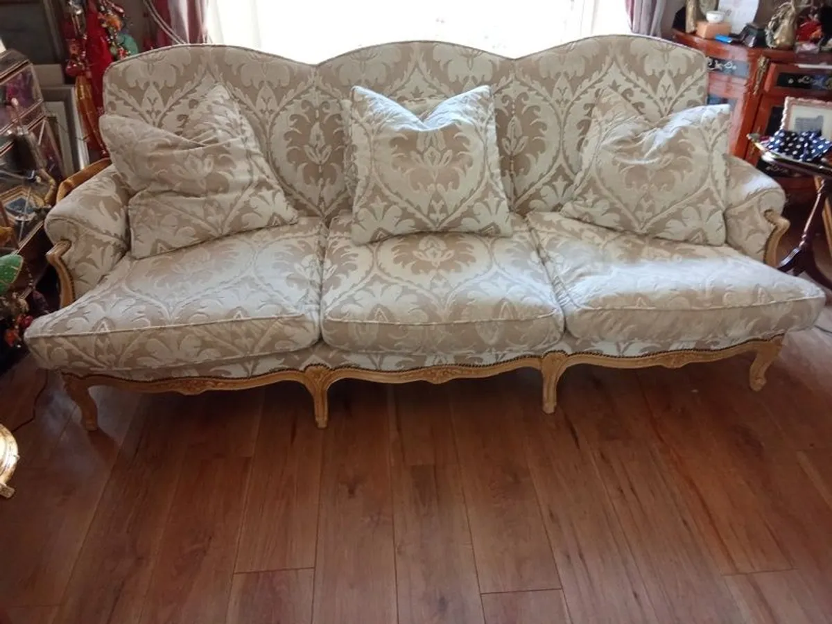 Vintage Style 3 Seater Sofa - Image 1