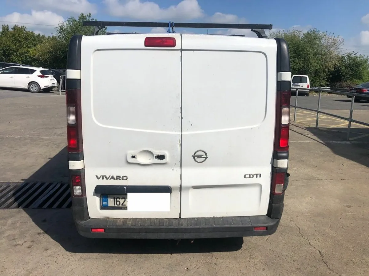 2016 OPEL VIVARO 1.6 dsl (for parts only ) - Image 2