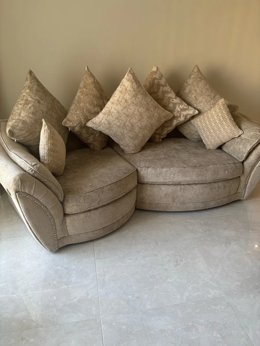 Sofas - Image 4