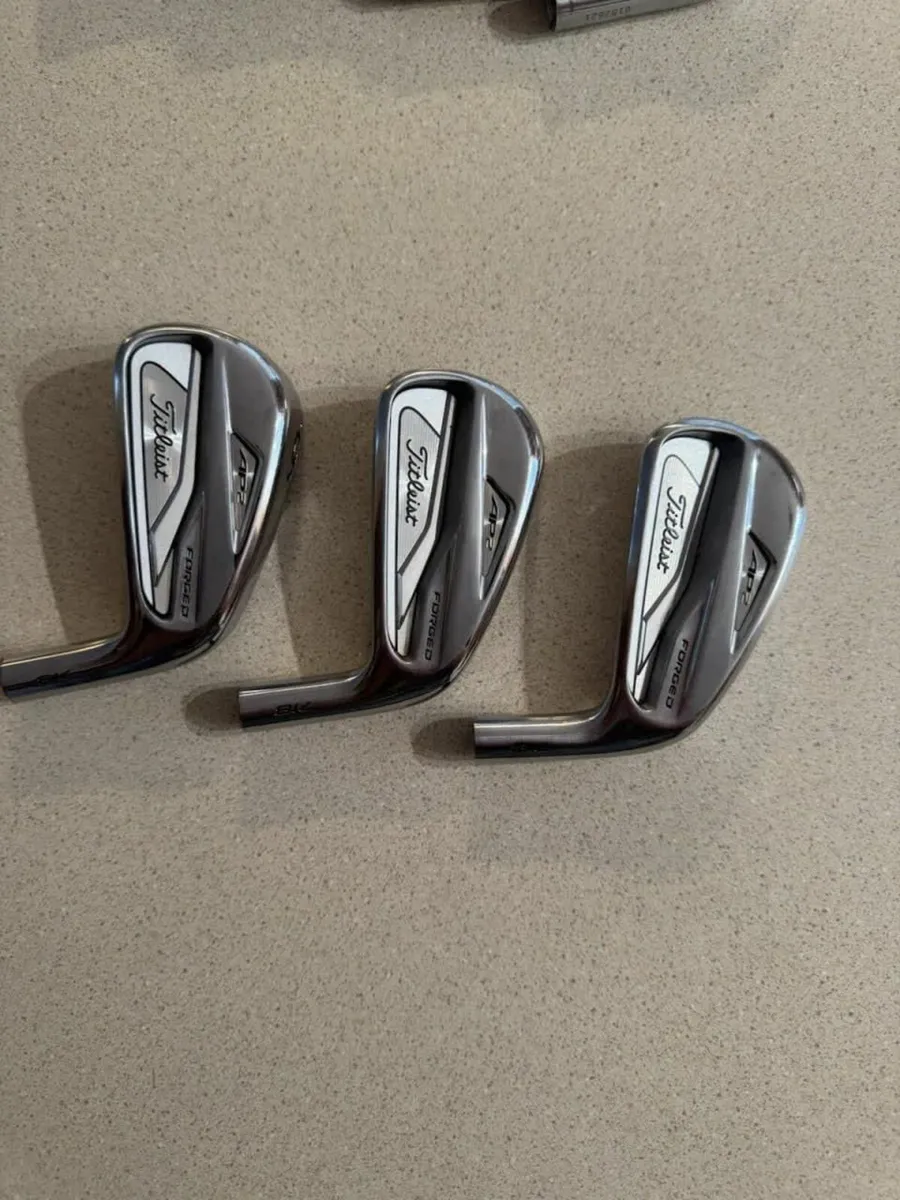 Titliest 718 AP2 Golf Club Heads, 4-PW Set - Image 2