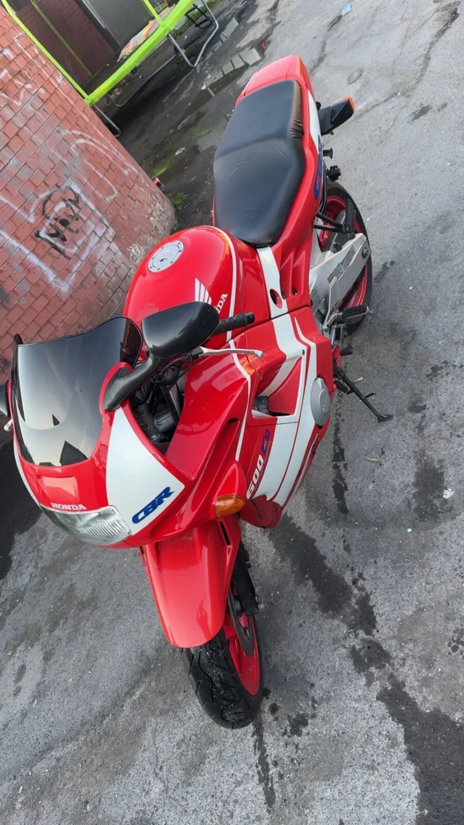 Mint cbr 600 for sale - Image 1