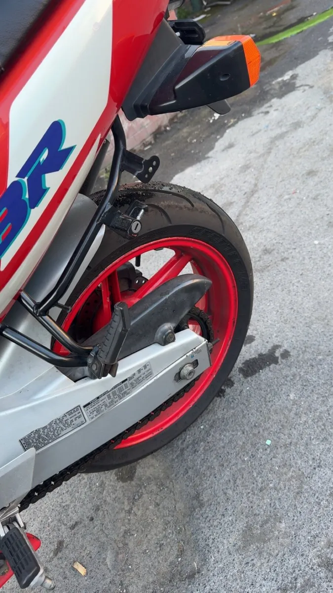 Mint cbr 600 for sale - Image 4