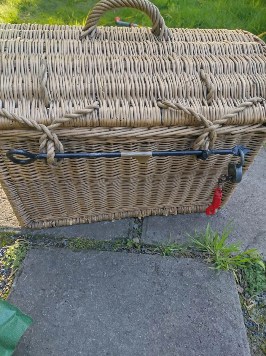 Vintage items clearance as bundle or individually - Image 4