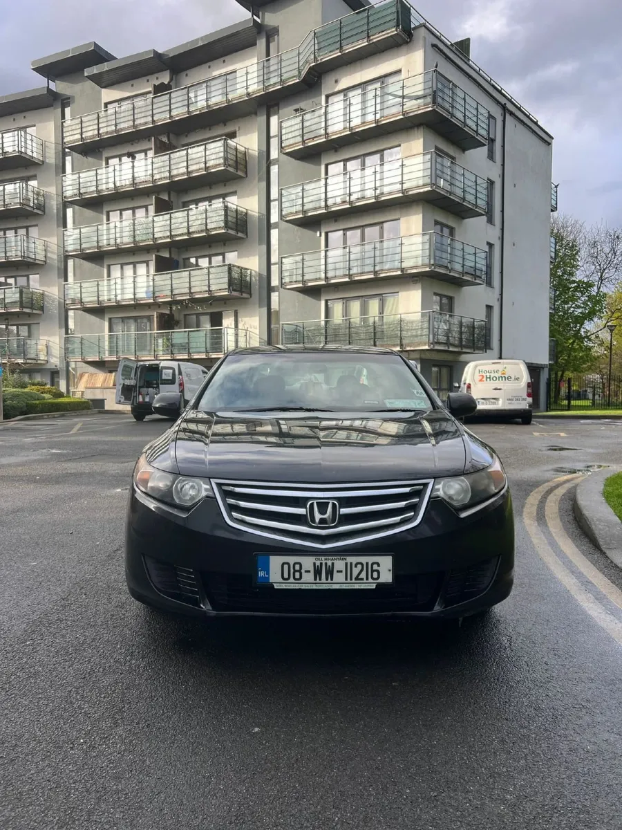 Honda Accord 2008 - Image 1
