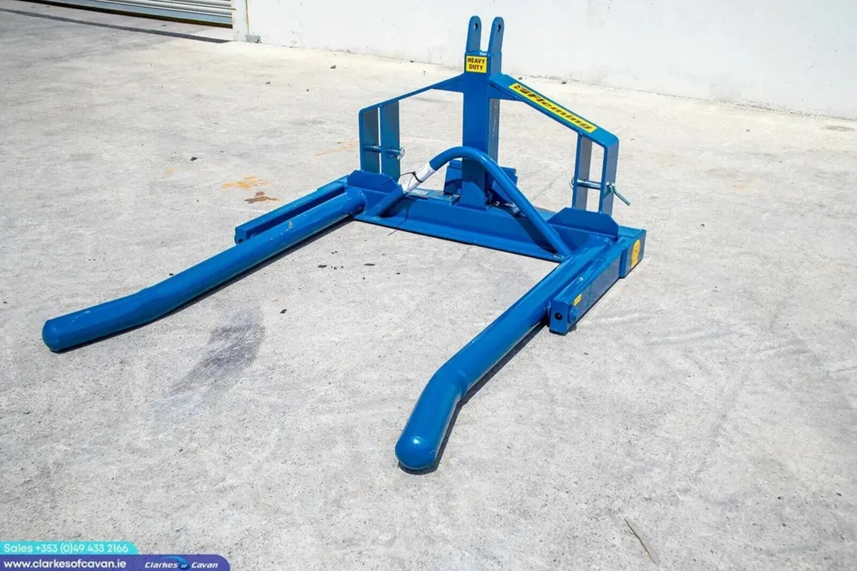 New  Fleming Single Bale Lifter - Image 1