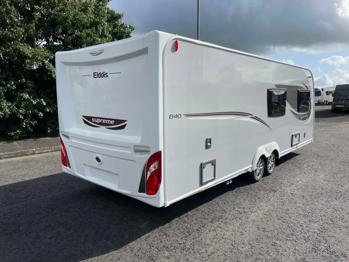 2018 ELDDIS SUPREME 840 8FT WIDE 6/7 BERTH - Image 3