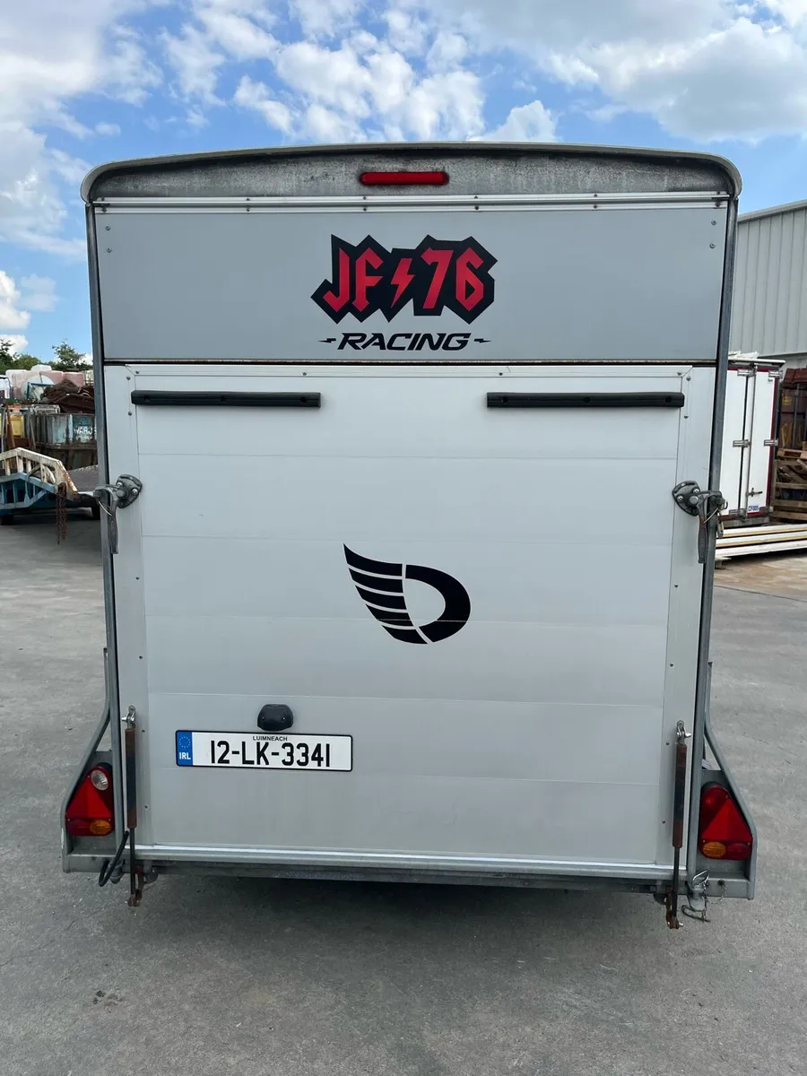 Debon Trailer - Image 2