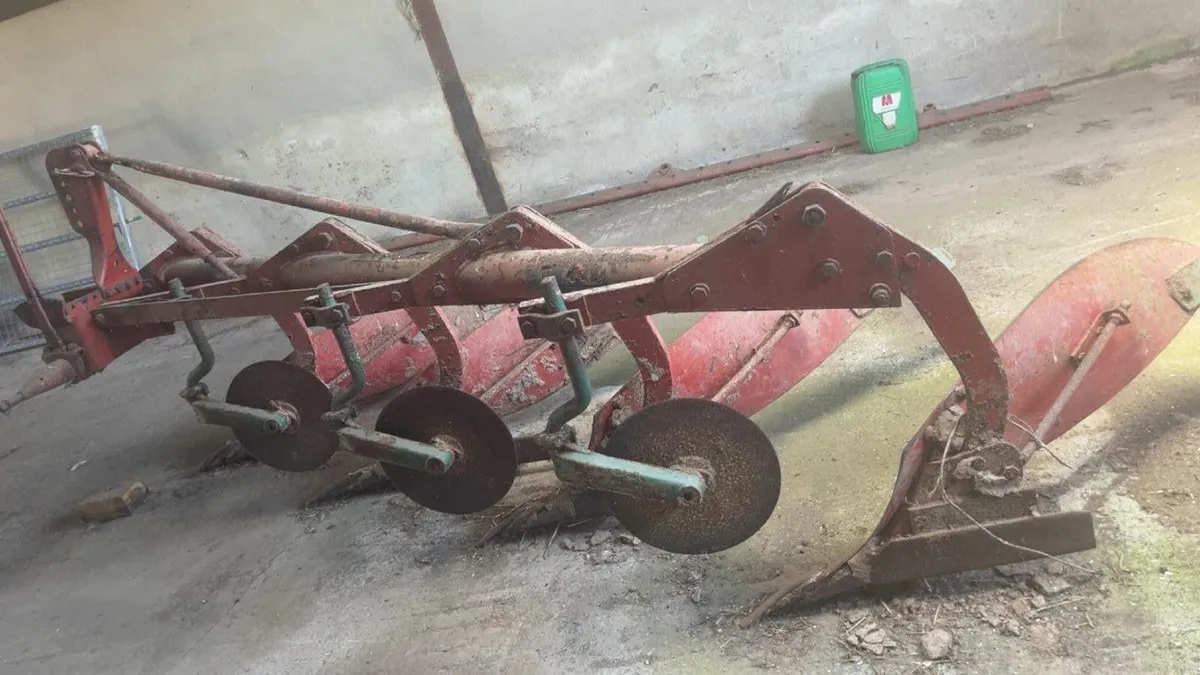 Kverneland Plough - Image 1