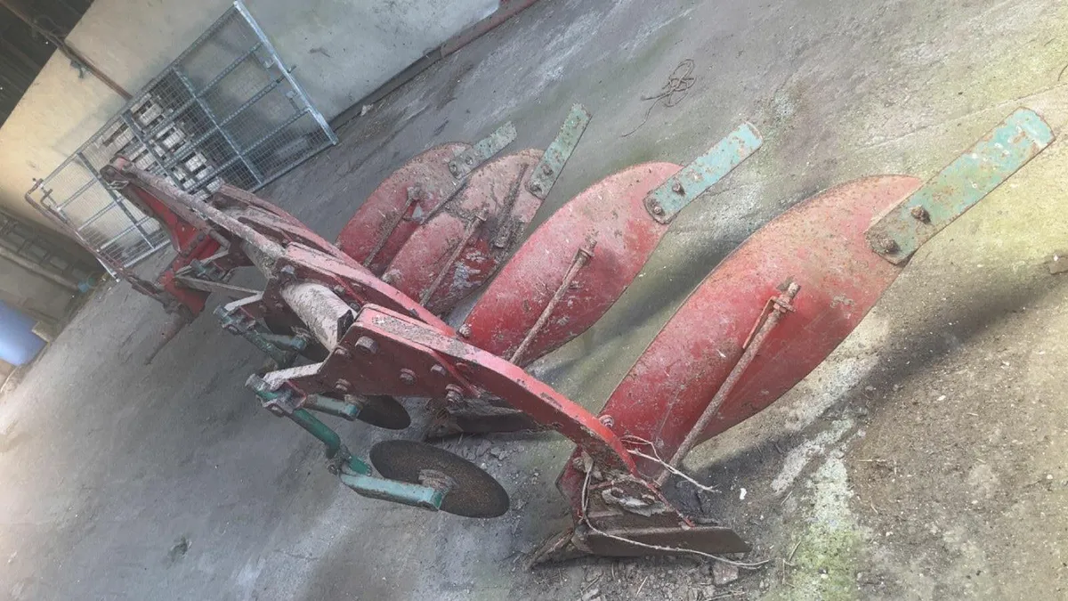 Kverneland Plough - Image 3