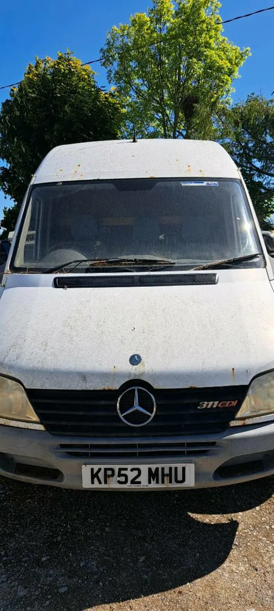 Mercedes sprinter 311 Yr 2002 Medium  Wheell Base - Image 2