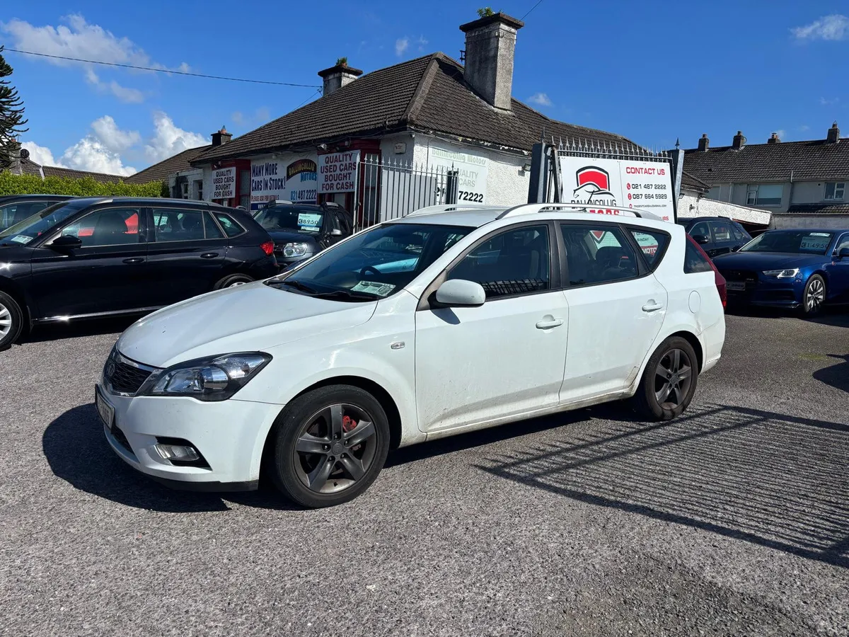 2011  KIA  CEED  1.6 DIESEL  ESTATE - Image 3