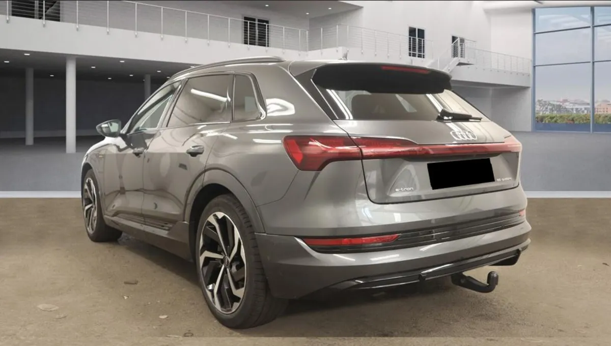 AUDI E-TRON BLACK EDITION 55 95 Kwh BATTERY - Image 3