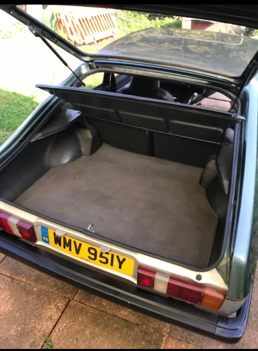 Ford Capri 1982 - Image 2