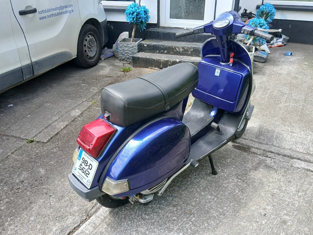 Vespa 125 - Image 2