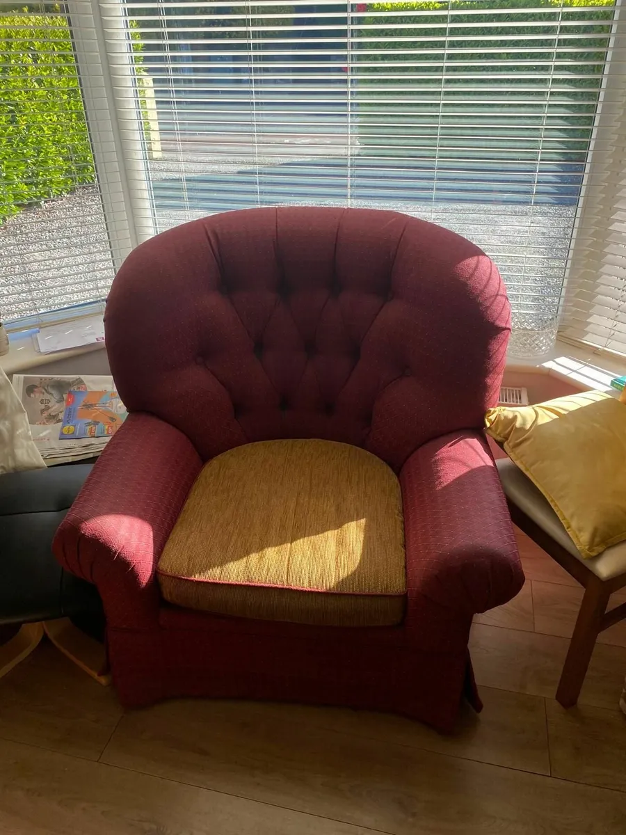 2 Piece Furniture - Image 2