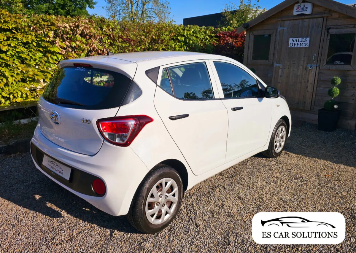 181 Hyundai i10 1.0L Petrol NCT 05/26 TAX €190 - Image 4