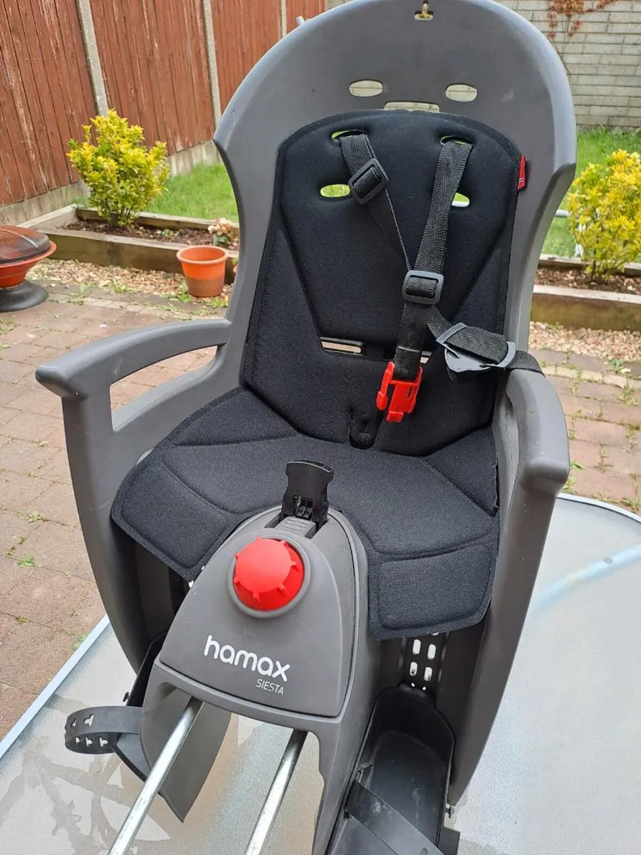 Hamax Siesta child bike seat - Image 1