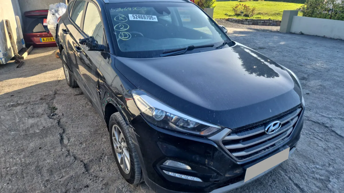 2017 HYUNDAI TUCSON 1.7 DIESEL FOR BREAKING! - Image 1