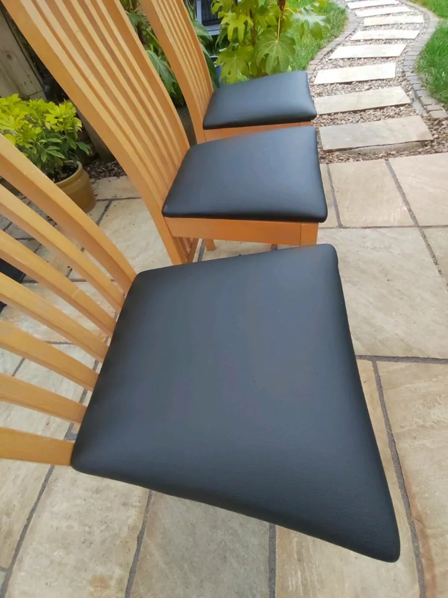 6 kitchen dining chairs - Image 2