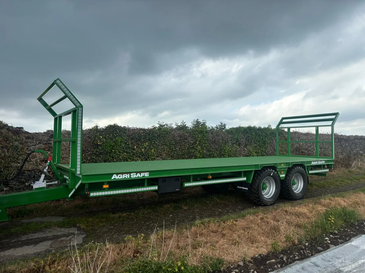 BALE Trailer. - Image 1