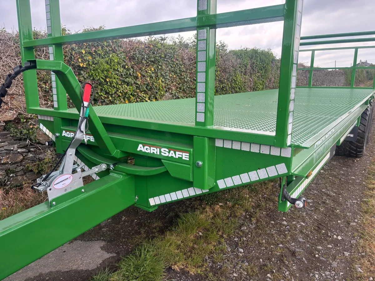 BALE Trailer. - Image 2