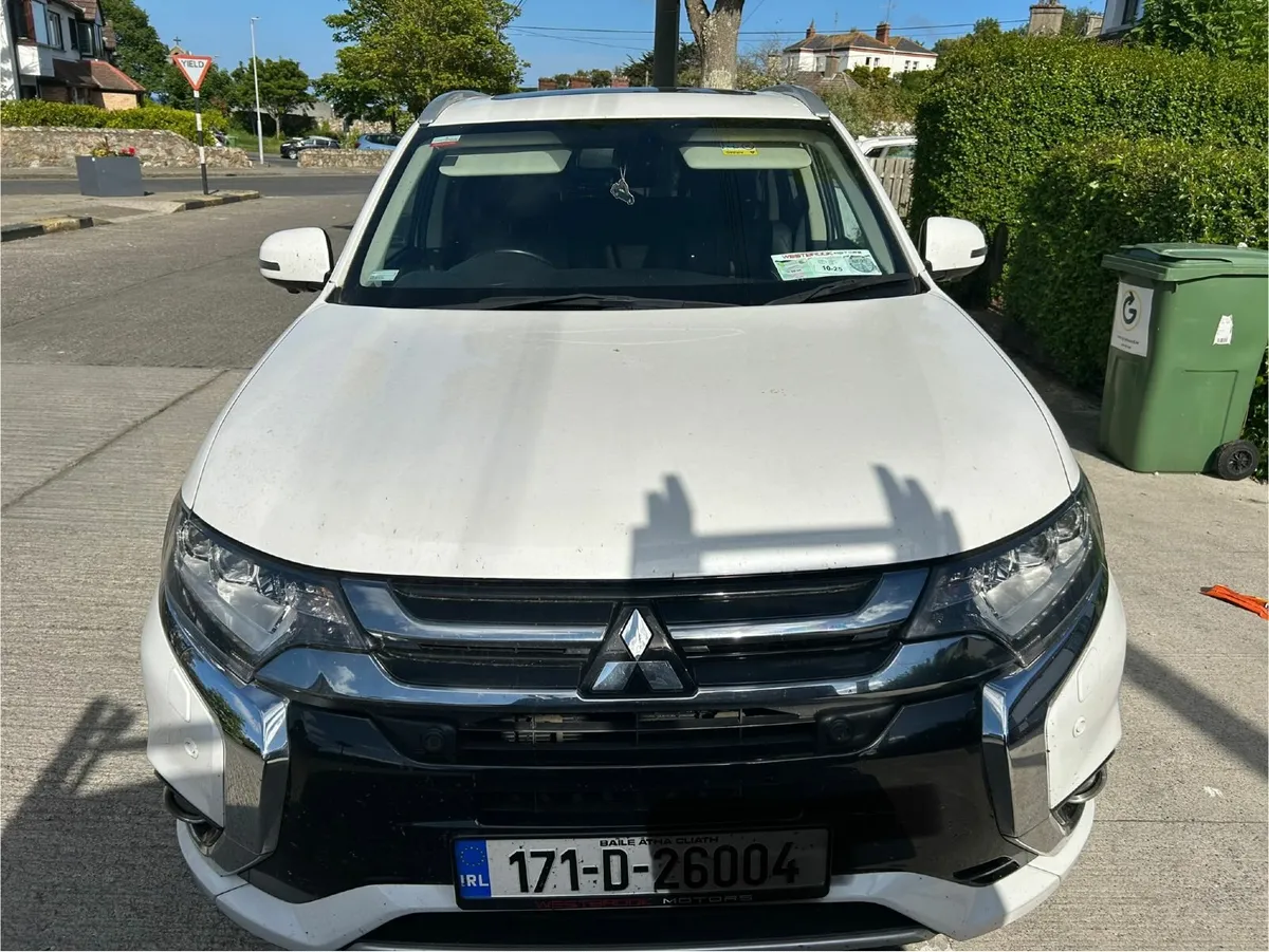 Mitsubishi Outlander 2017 - Image 2
