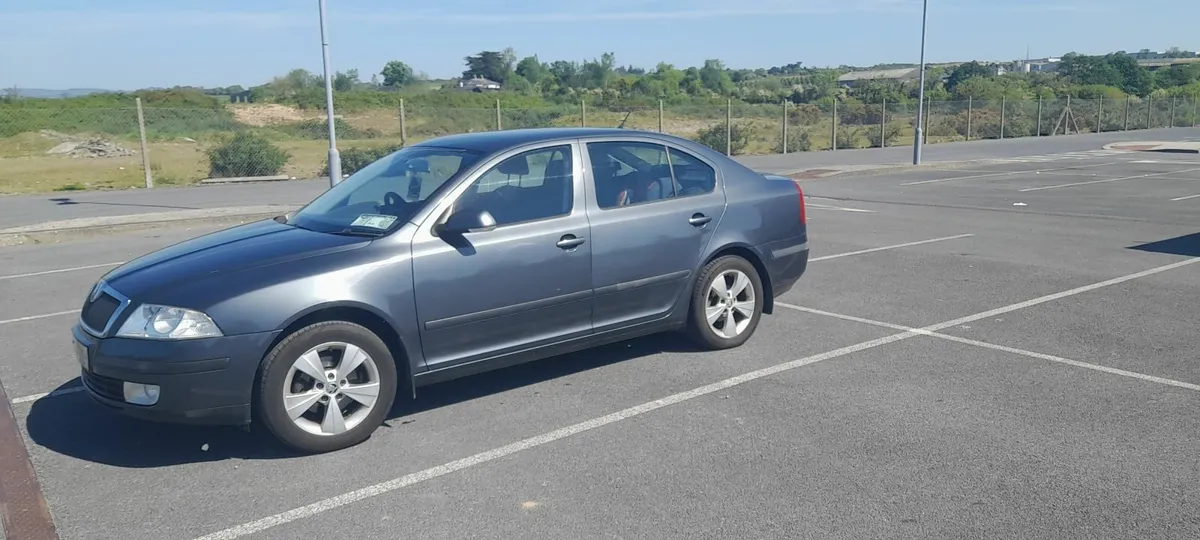Skoda Octavia 2008 - Image 2