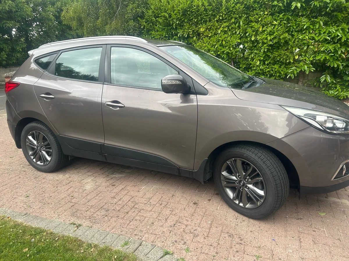 Hyundai ix35 - Image 1