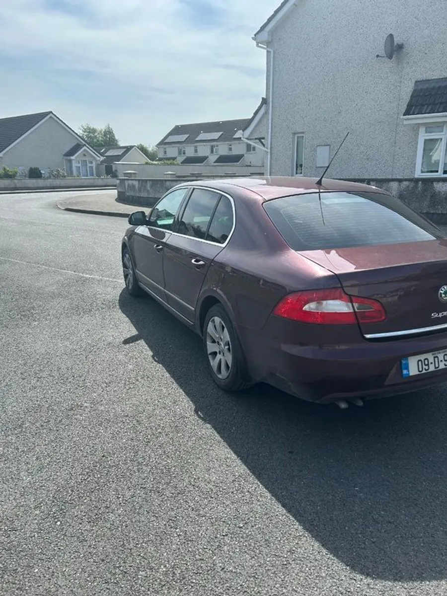 2009 Skoda Superb - Image 3