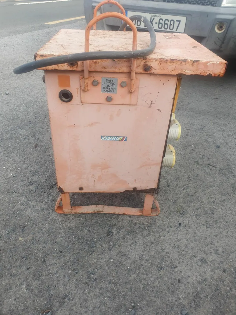 Transformer heavy duty 6 plugs working perfect - Image 3