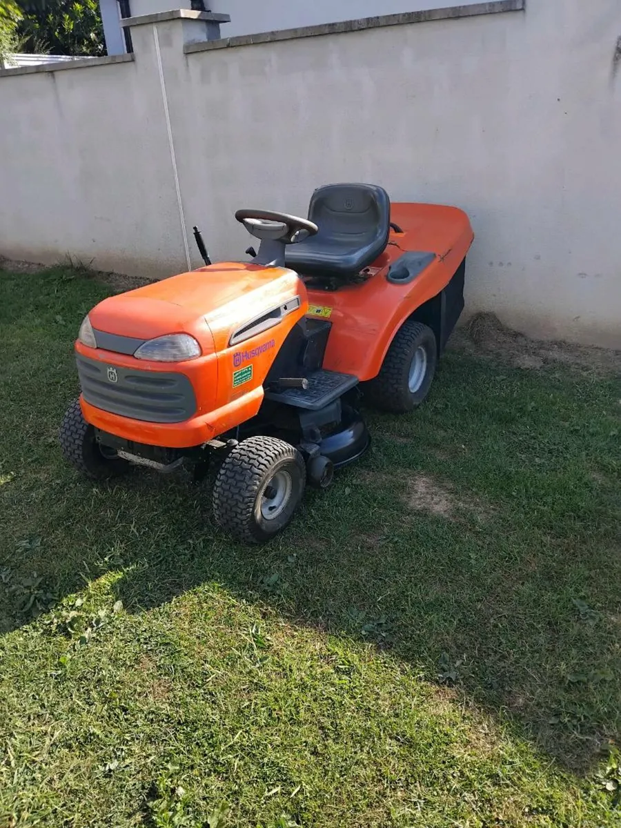 Ride on lawnmower - Image 2